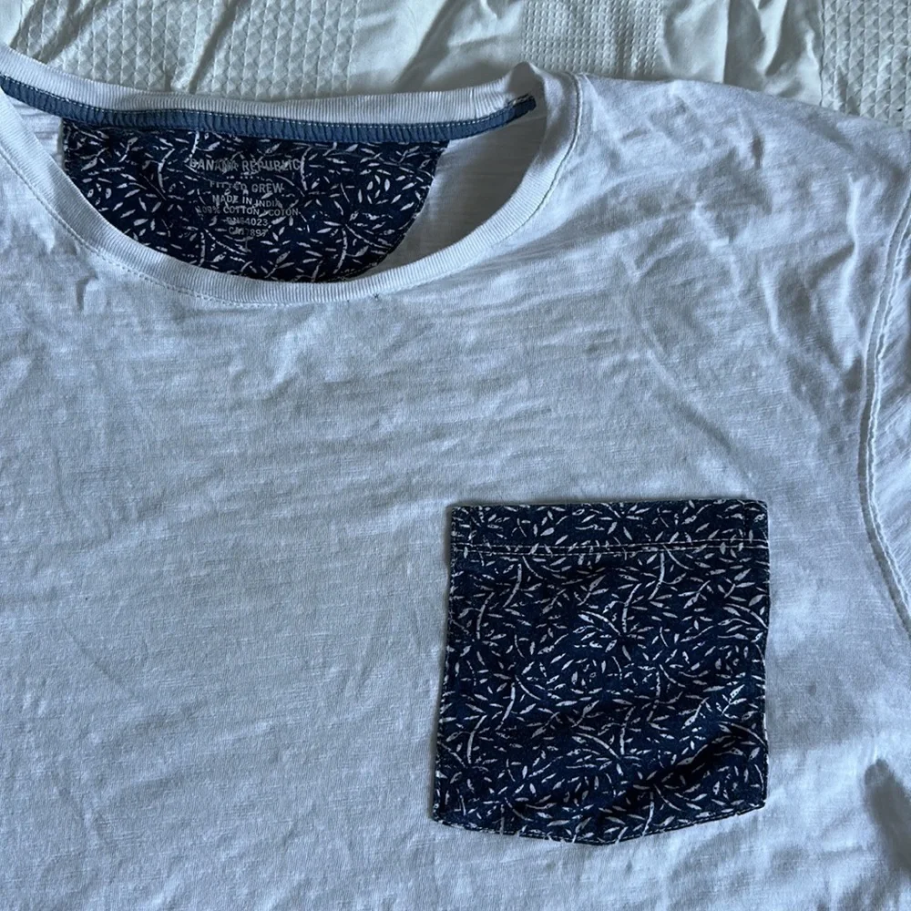 Banana Republic pocket tee